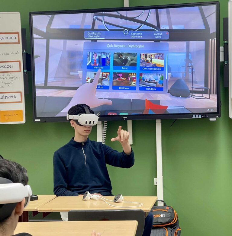Spreekvaardigheid oefenen met VR
